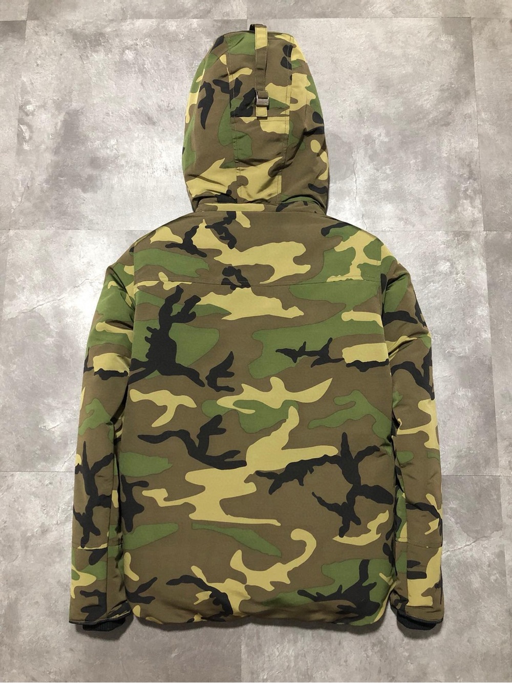 Canada Goose Men's Camouflage Hooded Field Jacket - Green Camo - Picture 4 of 9